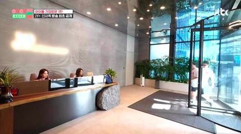 jyp office Jyp Building Inside, Jyp Entertainment Building Inside, Jyp Entertainment Building, Jyp Building, Entertainment Building, Gangnam District, Kpop Backgrounds, Jyp Entertainment, Oxygen Tanks