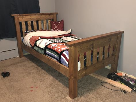 Farmhouse Twin Bed, Twin Bed Plans, Diy House Bed Frame Kids Twin, Diy Farmhouse Bed Frame, Toddler Twin Bed, Diy Twin Bed Frame, Diy House Bed, Twin Beds For Boys, Diy Twin Bed