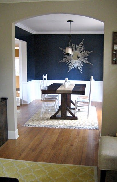 Wanting to paint a room navy... maybe our dining room? Dark Blue Dining Room, Dining Room Navy, Dark Blue Walls, Hale Navy, Traditional Dining Rooms, Navy Blue Walls, Dining Room Blue, Dining Room Remodel, Dining Room Colors