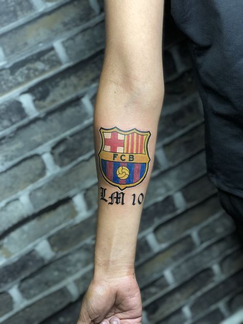 fc barcelona logo  tattoo design Fc Barcelona Tattoo, Barcelona Tattoo Ideas, Small Japanese Tattoo, Barcelona Logo, Barcelona Tattoo, Tattoo Background, Elements Tattoo, Explore Tattoo, Shape Tattoo