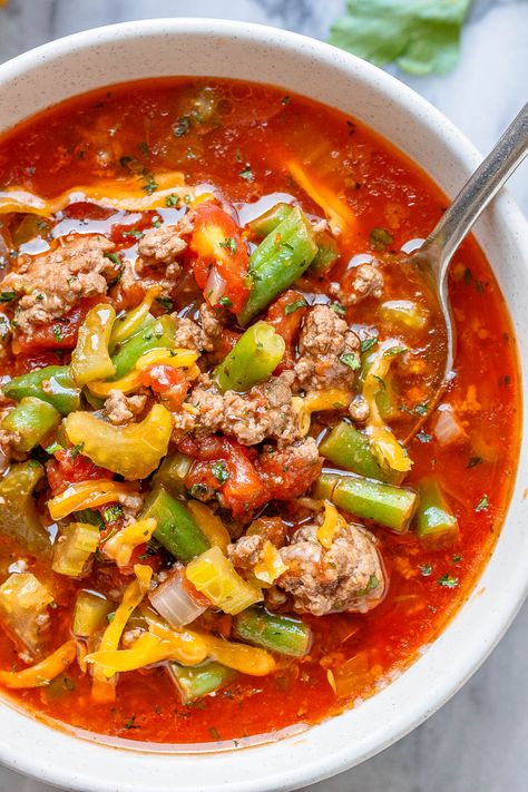 Hamburger Soup - #soup #recipe #eatwell101 - Simmered to perfection and designed to satisfy, this hearty beef soup is loaded with good-for-you ingredients! - #recipe by #eatwell101 Ground Beef Stews, Beef Soup Recipes, Soup With Ground Beef, Hamburger Soup, Resep Diet, Roasted Chicken Breast, Keto Soup, Dinner With Ground Beef, Low Carb Soup