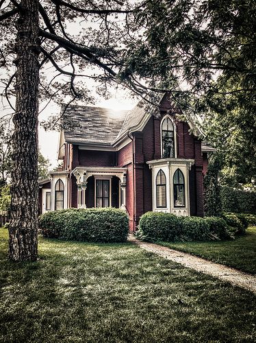 Detailed with a Twist | An old brick home in Monroe, Wiscons… | Flickr Casas Coloniales, Gothic Revival, Casa Exterior, Victorian Home, Victorian Architecture, Victorian Houses, Interior Modern, Edinburgh Scotland, Gothic House