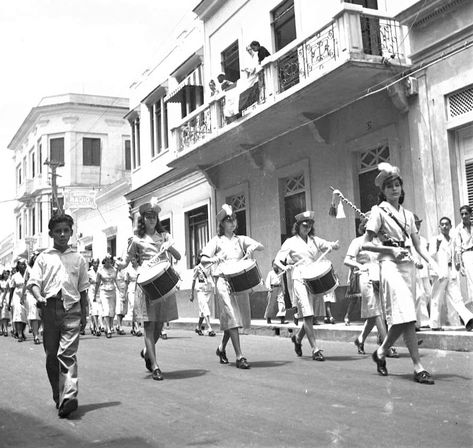 Dominican Republic History, White Photo, Dominican Republic, Street View, Black And White, History, White, Black, Santos