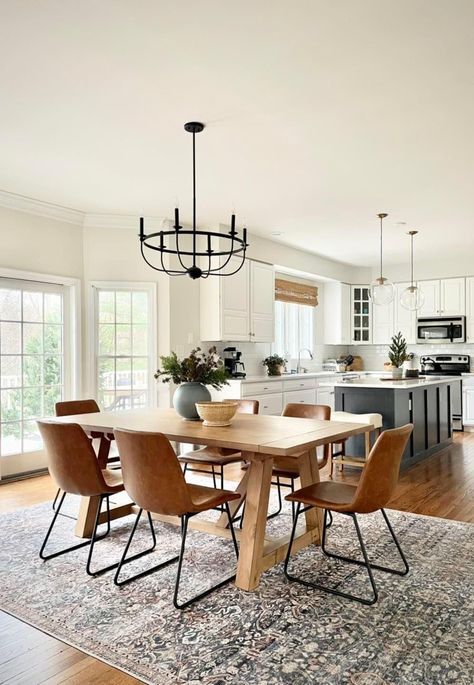 Dining Room Rug Modern Farmhouse, Dinning Room And Kitchen Together, Hardwood Floor Dining Room, Scandinavian Farmhouse Dining Room, Wooden Dining Room Table Decor, Mid Century Modern Farmhouse Dining Room, Kitcgen Table, Brown Kitchen Table Ideas, Dining Room With Light Wood Table