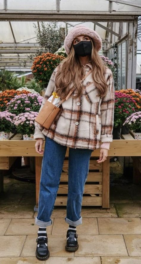 Marzia Bisognin Outfits, Dr Martens Mary Jane Outfit, Dr Martens Shoes Outfit, Doc Martens Mary Janes Outfit, Marzia Bisognin Style, Mary Jane Outfit, Mary Janes Outfit, Mary Jane Shoes Outfit, Dr Martens Outfit