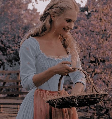 Aesthetic Cinderella, Aya Core, Cinderella Live Action, Royalcore Aesthetic, Cinderella 3, Cinderella Aesthetic, Cottage Dress, Cinderella Movie, Cinderella 2015