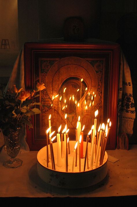 icon and candles Orthodox Candles, Family Altar, Orthodox Catholic, Orthodox Prayers, Prayer Corner, Eastern Orthodox Church, St Basil's, Church Candles, Home Altar