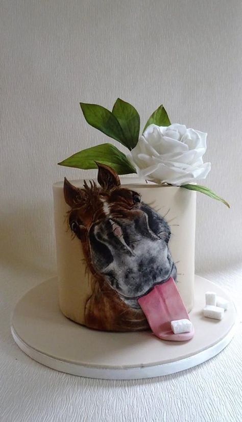 Saw very similar design online and just adored it. Had the opportunity to try it for myself. I do love painting on a cake. Cake Paris, Horse Birthday Cake, Painted Horse, Horse Cake, Animal Cakes, Horse Birthday, Painted Cakes, Unique Cakes, Novelty Cakes