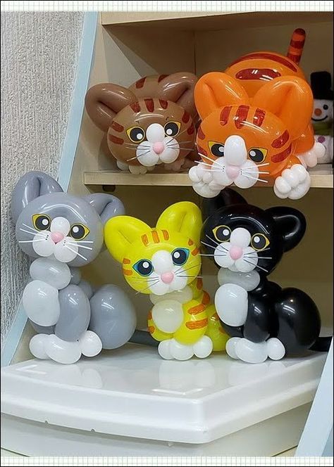 Easy Balloon Animals, Balloon Decorations Diy Tutorials, Balloon Cat, Cat Balloons, Twisting Balloons, Balloon Modelling, Backyard Birthday, Baby Gift Hampers, Balloon Crafts