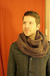 Raediant Crochet: Men's infinity scarf pattern Mens Infinity Scarf, Crochet Scarf Infinity, Mens Knitted Scarf, Crochet Men, Infinity Scarf Pattern, Scarf Infinity, Crochet Infinity Scarf, Scarf Crochet, Scarf Crochet Pattern