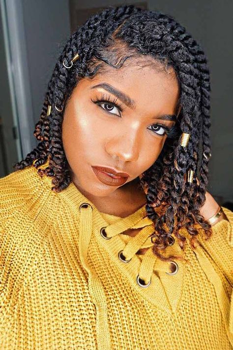 Stunning Short Twisted Bob #braids #bob Short Senegalese Twist, Fancy Ponytail, Grow Long Healthy Hair, Small Twist, Senegalese Twist Braids, Senegalese Twist Hairstyles, Short Twists, Long Healthy Hair, Natural Hair Twists