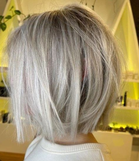 Grey Choppy Bob, Short Haircut For Thinning Hair, Bob Lob Haircut, Messy Bobs, Messy Bob, Messy Bob Hairstyles, Icy Blonde Hair, Blonde Bob Hairstyles, Shaggy Bob