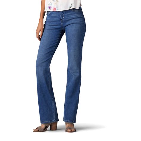 Best Bootcut Jeans, Jeans For Petite, Jeans For Petite Women, Woman Jeans, Bootcut Jean, Outfit Jeans, Clothes Closet, Stretchy Jeans, Lee Jeans