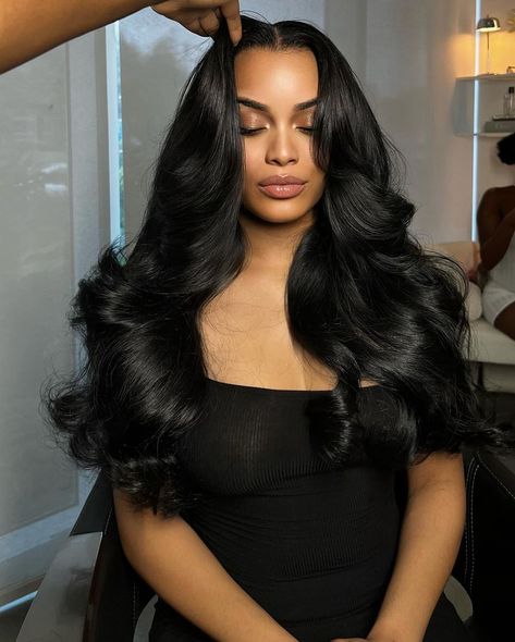 Traditional Sewin, Middle Part Curls, Grad Hair, Frontal Wig Hairstyles, Jet Black Hair, Sassy Hair, 100 Human Hair Wigs, Middle Part, Face Photo