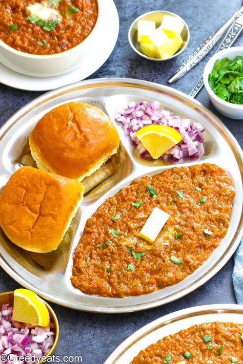 Pav Bhaji Recipe - Greedy Eats Gastronomic Food, Pav Bhaji Recipe, Gobi Recipes, Rolls Bread, Indian Food Photography, Pav Bhaji Masala, Bhaji Recipe, Pav Bhaji, Indian Street