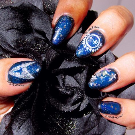 Star Trek Nails, Star Trek Wedding, Face Nails, Star Trek The Original Series, Star Trek Cosplay, Shiny Nails, Galaxy Design, Fancy Nails, My Nails