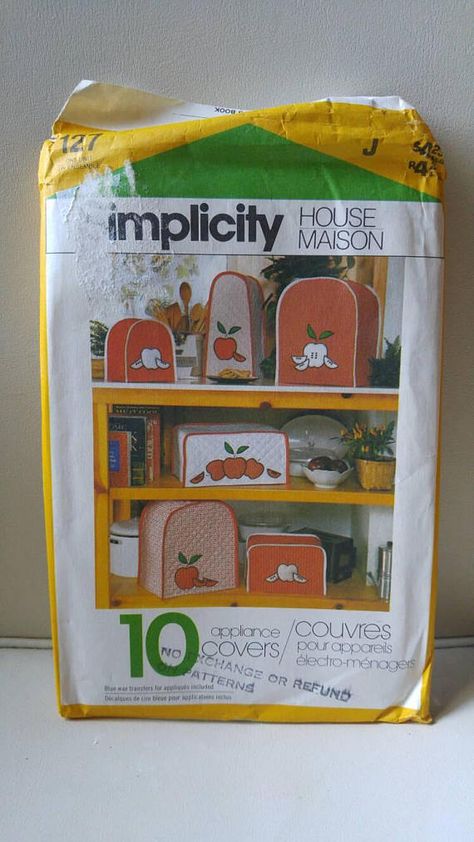 Simplicity House sewing pattern Appliance Covers 10 / UNCUT / apples , farmhouse , kitsch / kitchen , diner / red white checkers / applique Check out this item in my Etsy shop https://www.etsy.com/ca/listing/538540726/simplicity-house-sewing-pattern Small Kitchen Appliance Covers, Kitchen Appliance Covers, Retro Kitchen Appliances, Mixer Cover, Toaster Cover, Appliance Covers, Kitchen Appliance, Simplicity Sewing, Simplicity Sewing Patterns