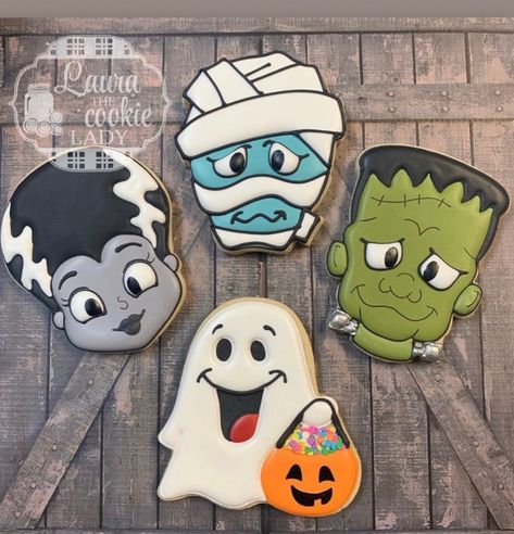 Cute Halloween Cookies, Frankenstein Cookies, Frankenstein Cookie, Halloween Biscuits, Halloween Deserts, Halloween Cookies Decorated, Cookies Decoradas, Halloween Sugar Cookies, Halloween Rocks