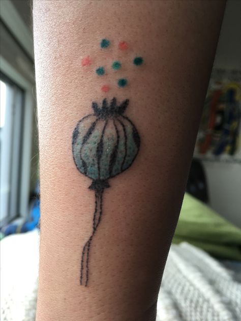 Stick and poke tattoo poppy flower Stick And Poke Tattoo, Stick N Poke Tattoo, Poke Tattoo, Stick And Poke, Poppy Flower, Jesus Fish, Print Tattoos, Tattoos And Piercings, Infinity Tattoo