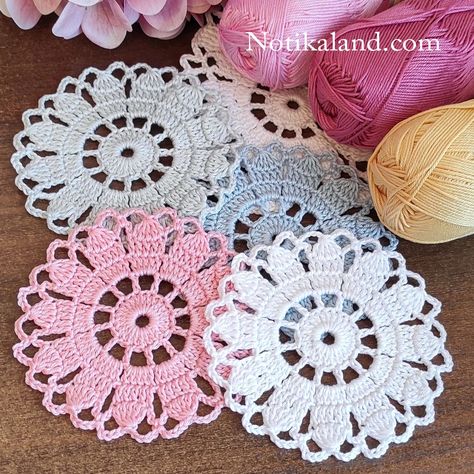 Crochet flower motif. 🌸🌸🌸 Tutorial can be watched here: 👉 https://youtu.be/naqisBEFRWY 🌸🌸🌸 #crochet #crochetflower #crochetflowers #handmade #craft #crochetdaisy #crochettutorial #crochetpattern #crochetdecor #freecrochet #freecrochetpattern #häkeln #unchinetto #szydełkowanie #crochetforbeginners #tejer #tejido Crochet Flower Motif, Diy Granny Square, Very Easy Crochet, Free Crochet Doily Patterns, Crochet Leaf Patterns, Crochet Snowflake Pattern, Granny Square Crochet Patterns Free, Crochet Classes, Knitting Tutorials