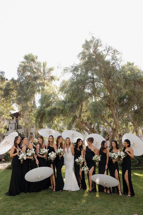 Bridal party portraits with parasols. Black White Bridal Party, Modern Coastal Wedding, Wedding Photography Detail Shots, Parasol Wedding, Black And White Wedding Theme, Bridesmaid Photoshoot, Dream Wedding Decorations, White Wedding Theme, Pinterest Wedding