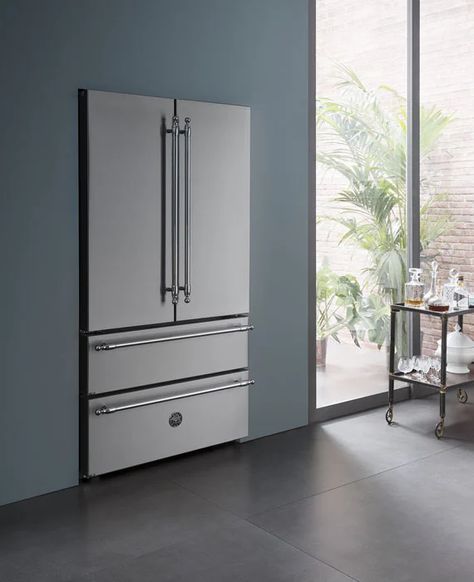 Bertazzoni French Door refrigerator: spacious, efficient and easy to use Air Cooling System, Kitchen Suite, Fridge French Door, Food Preservation, French Door, Temperature And Humidity, French Door Refrigerator, Best Food, Advanced Technology