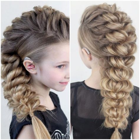 Sweethearts Hair - How To Do An Mohawk Braid (the easy way) 🤩 Faux Mohawk Braid, Bun Mohawk, Sweetheart Hair, Mohawk Braid Styles, Hope Nails, Girl Mohawk, Sporty Hair, Rock And Roll Hair, Mohawk Ponytail