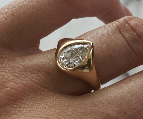 Chunky Engagement Rings Gold, East West Engagement Ring Thick Band, Pear East West Engagement Ring, Chunky Gold And Diamond Rings, Pear East West Ring, Engament Rings, Pear Cut Diamond Ring, Pear Diamond Rings, Pear Ring