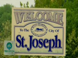 Welcome to St. Joseph, Missouri - Video of Saint Joseph, Missouri ... St Joseph Missouri, Saint Joseph Missouri, Missouri History, Missouri Travel, St Joseph Mo, Pony Express, Muddy Waters, Saint Joseph, St Joseph