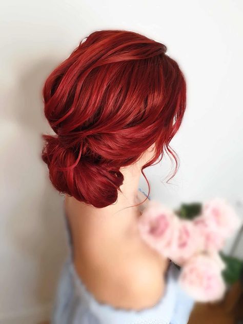 Red Hair Brides, Red Wedding Hair, Red Hair Inspiration, Red Hair Inspo, Red Carpet Hair, Bright Red Hair, Bridal Wedding Hair, Burgundy Hair, Red Hair Color