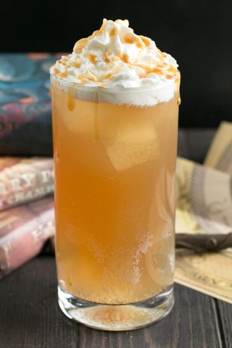 Butterbeer Cocktail (Two Ways!) | cakenknife.com #butterbeer #harrypotter #cocktail Bruschetta Ingredients, Applesauce Cake, Top Chicken Recipes, Fancy Drinks, Crumb Topping, Homemade Tacos, How To Grill Steak, Homemade Taco Seasoning, Refried Beans