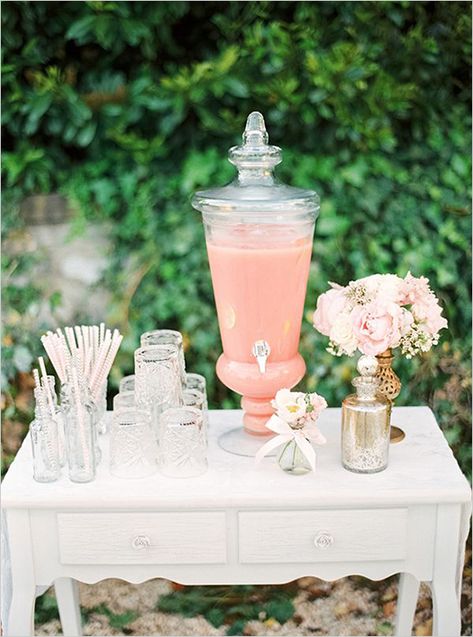 Austrian Wedding, Pink Wedding Receptions, Wedding Food Stations, Wedding Signature Drinks, Drinks Table, Wedding Drink, Drink Table, Wedding Chicks, Mod Wedding