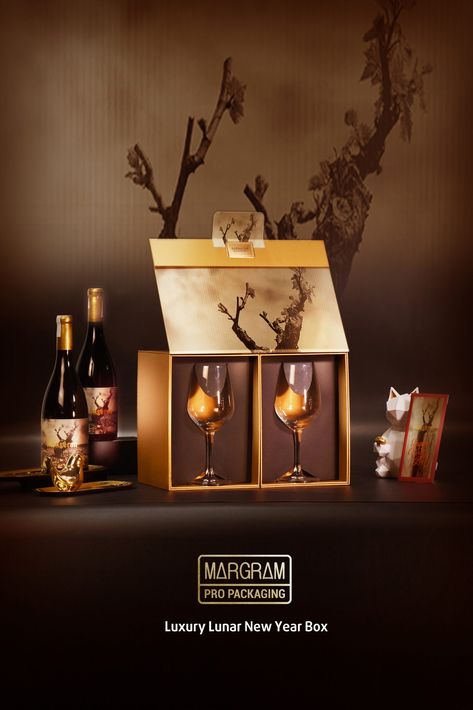 MARGRAM LUNAR NEW YEAR GIFT BOX – Packaging Of The World Lunar New Year Gift, Fast Moving Consumer Goods, Wine Packaging Design, New Year Gif, Group Gifts, Wine Packaging, Premium Packaging, Gift Box Packaging, Luxury Packaging