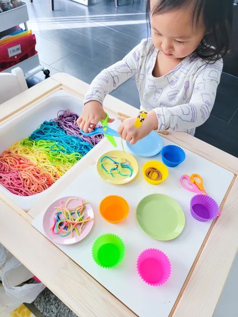 Reggio Sensory Table, Pasta Sensory Play, Spaghetti Noodle Sensory Bin, Spaghetti Sensory Bin, Spaghetti Sensory Play, Sensory Spaghetti, Coloured Spaghetti Sensory Play, Dyed Spaghetti Noodles Sensory Play, Rainbow Spaghetti Sensory