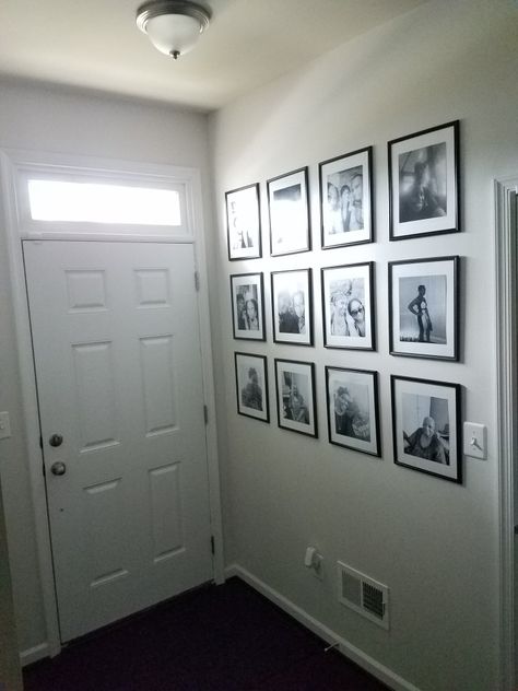 DIY inexpensive gallery wall using Dollar Tree frames and poster board, for mattes. Dollar Tree Picture Frames Wall Art, Dollar Tree Gallery Wall, Dollar Tree Photo Frame Ideas, Dollar Tree Frames, Clothing Closet, Collage Picture Frames, Collage Frames, Photo Tree, Picture Frame Wall