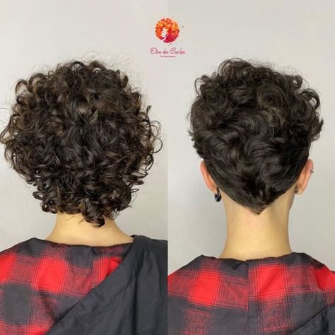 Pixie Cut Curly Hair, Kort Pixie, Wavy Pixie Cut, Curly Pixie Cut, Curly Pixie Hairstyles, Short Curly Pixie, Curly Pixie Haircuts, Wavy Pixie, Pixie Cut With Bangs