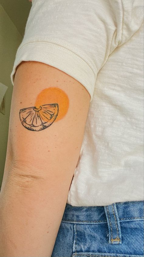 Orange Slice Tattoo Color, Mi Media Naranja Tattoo, Single Color Tattoo, Red Orange Tattoo, Tangerine Tattoo Black And White, Citrus Fruit Tattoo, Orange Slice Tattoo Traditional, Half An Orange Tattoo, Orange Half Tattoo