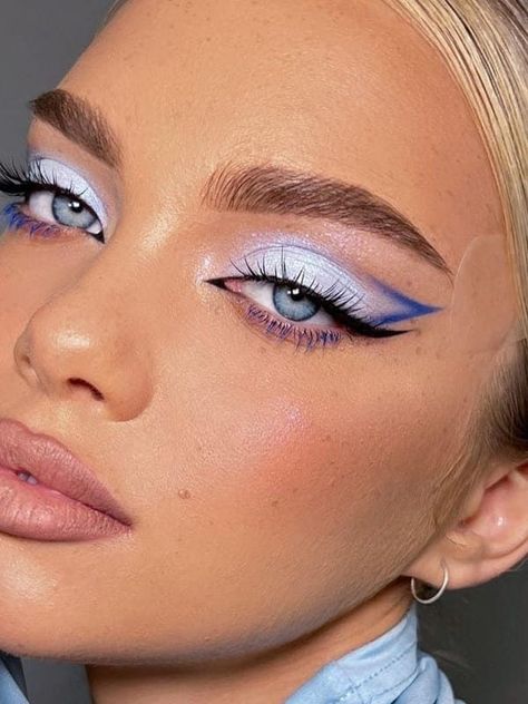 Fun Makeup Ideas For Blue Eyes, Shimmer Blue Eye Makeup, Blue White Makeup Look, Blue Ice Makeup, Blue Lip Makeup, Blue Makeup Blue Eyes, Blue Barbie Makeup, White And Blue Makeup Looks, Red And Blue Eye Makeup