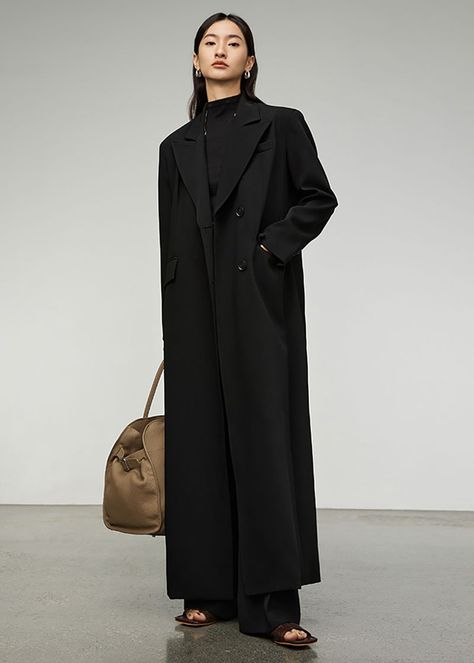 business women trench Women's Trench Coat, Trench Coat Outfit, Long Trench, Long Trench Coat, Luxurious Design, Trench Coat Black, Coat Outfits, Trench Coats Women, Black Maxi