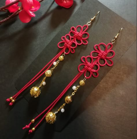 Japanese Accessories Jewelry, Chinese Tassel Diy, Japanese Necklace Traditional, Geisha Accessories, Hanfu Jewelry, Japanese Crown, Chinese Earrings, Japanese Accessories, Chinese Accessories