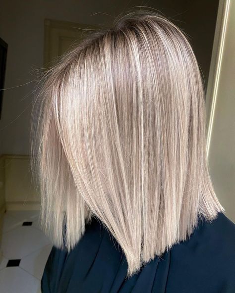 White Blonde Hair Short, Short White Blonde Hair, Sleek Long Bob, Blonde Hair Short Hair, Short Hair Colors, Blonde Hair Short, Technology Devices, Hottest Hairstyles, Blonde Hair Transformations