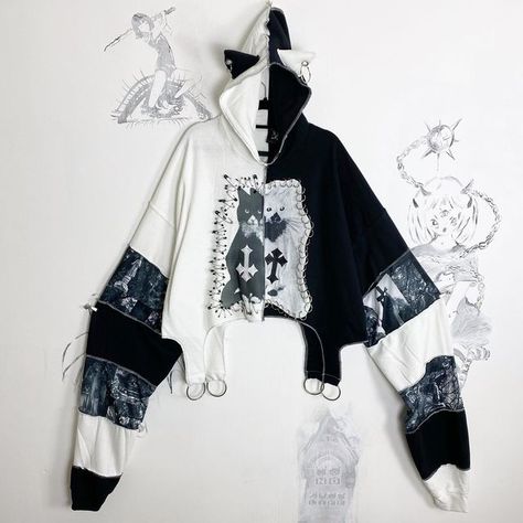 🔪Dirtbag666🗡 on Instagram: "🖤🤍 sz 3XL 🤍🖤 🎃 haunted drop prt.1 October 5th 8pm BST 🎃 🎃" Alt Clothes Diy, 1 October, Alt Clothes, October 5th, Clothing Design Sketches, Diy Clothes Design, Painted Clothes, September 22, Kawaii Clothes