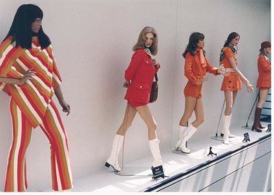 southwest-uniforms Louis Armstrong New Orleans International Airport, Southwest Airlines Flight Attendant, 70s Black Women, Flight Girls, Stewardess Uniform, Airline Uniforms, Fly Girls, Flight Attendant Fashion, Karaoke Machine