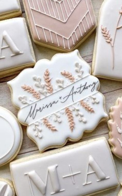 Rustic Cookies Wedding, Vow Renewal Cookies Decorated, Pastel Wedding Cookies, Rustic Wedding Shower Cookies, Wedding Cookies Initials, Wedding Date Cookies Decorated, Elegant Bridal Shower Cookies, Wedding Rehearsal Cookies Decorated, Wedding Cookie Design Ideas