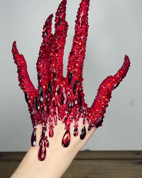 Nail Swag, Fantasias Halloween, Maquillage Halloween, Hand Art, Halloween Jewelry, Halloween Disfraces, Creative Makeup, Fantasy Fashion, الرسومات اللطيفة