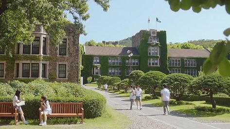 Au Photos, Yonsei University, Private High School, Film Korea, Dream College, Drama Film, I School, Architecture Building, Real People