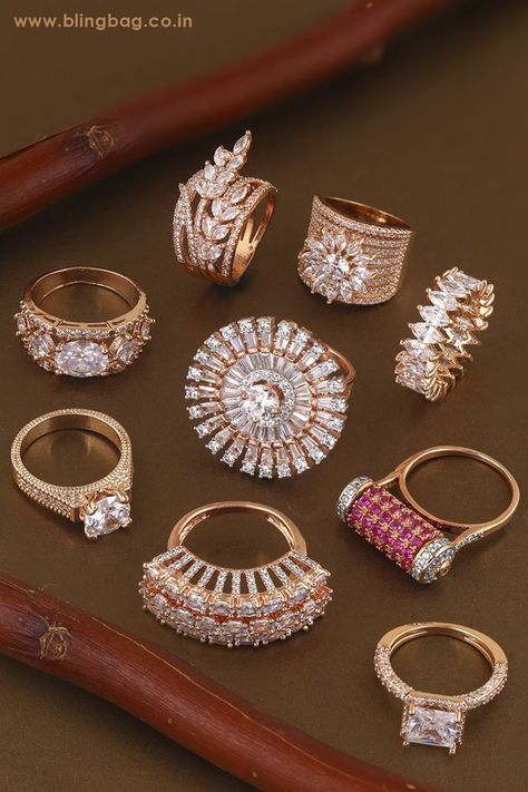 Latest Ring Designs, American Diamond Ring, خواتم خطوبة, Unique Gold Jewelry Designs, Neck Pieces Jewelry, American Diamond Jewellery, Antique Jewellery Designs, Bridal Diamond Jewellery, Gold Rings Fashion