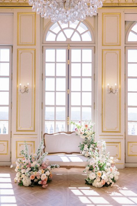 Enchanting Wedding Inspiration at Château St Georges, Le Petit Versailles on the French Riviera | South of France Wedding Inspiration | Gallery | Item 31 Versailles Inspired Wedding, Versailles Wedding Theme, French Wedding Inspiration, French Style Wedding Decor, Background For Bride, French Wedding Aesthetic, Vintage French Wedding, Wedding Photo Wall, Versailles Wedding