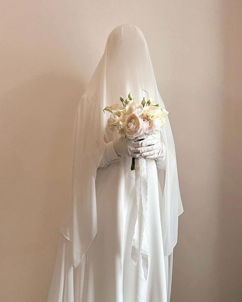 Hijab Queen Muslim Bridal Dress, Islamic Wedding Dress, Hijabi Bride, Modest Fashion Muslim, Hijabi Brides, Muslimah Wedding Dress, Nikah Dress, Muslimah Wedding, Wedding Dressses