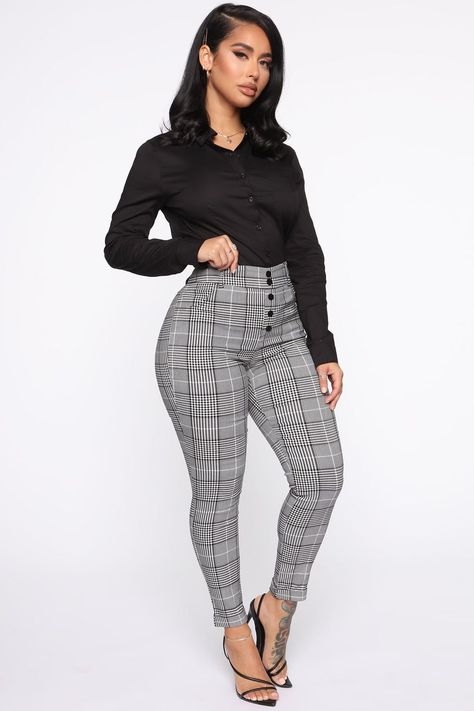 Fashionable Work Outfit, Professional Outfits Women, Business Casual Outfits For Women, Classy Work Outfits, Stylish Work Outfits, Plaid Pants, Work Outfits Women, Black White Fashion, Professional Outfits